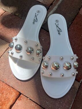 Silver Studded White Jelly Slide Sandals sz 6